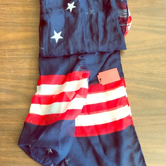 Mossimo Supply Co. Accessories - American stars 🌟 and stripes scarf